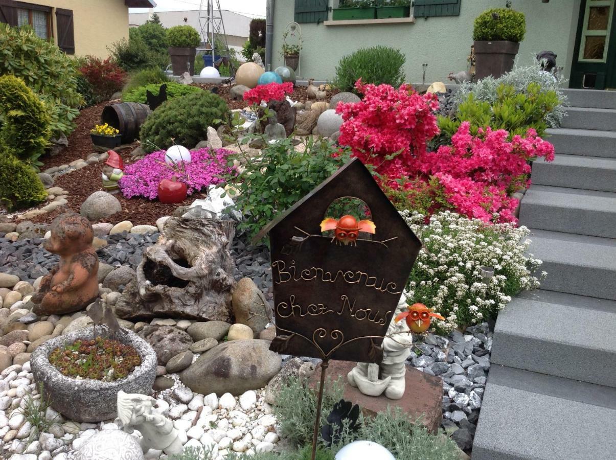 Le Nid Fleuri De Cravanche 외부 사진